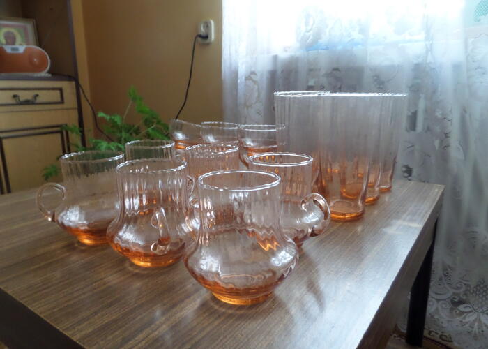 Grajewo ogłoszenia: Sprzedam komplet szklanych naczyń w delikatnym kolorze różu.
w...