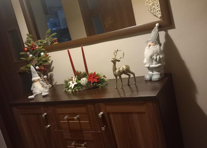 Grajewo ogłoszenia: Sprzedam komodę i lustro. 
Stan bdb.
Wymiary komody: długość...